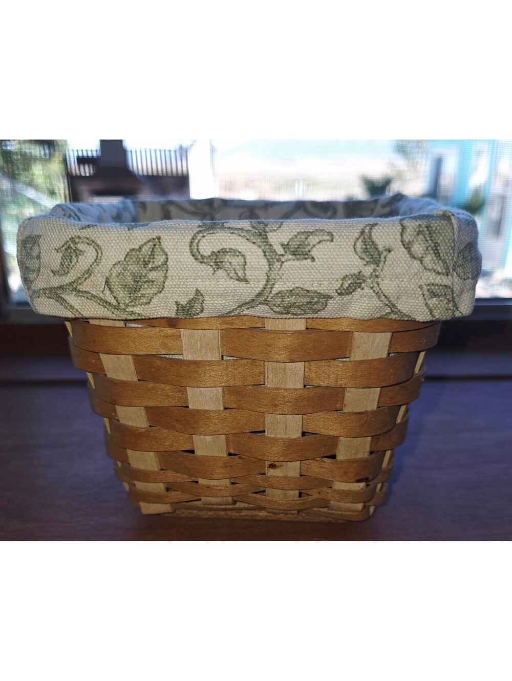 Vintage Longaberger tall tissue basket